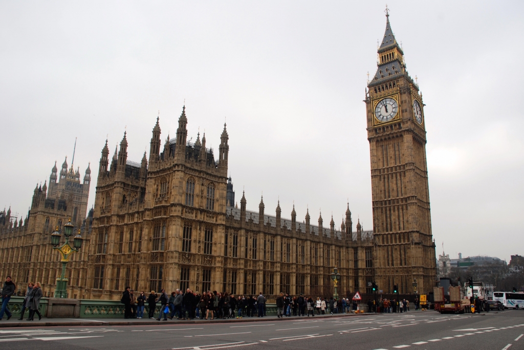 10-Must-See-London-Spots-Houses-Of-Parliament