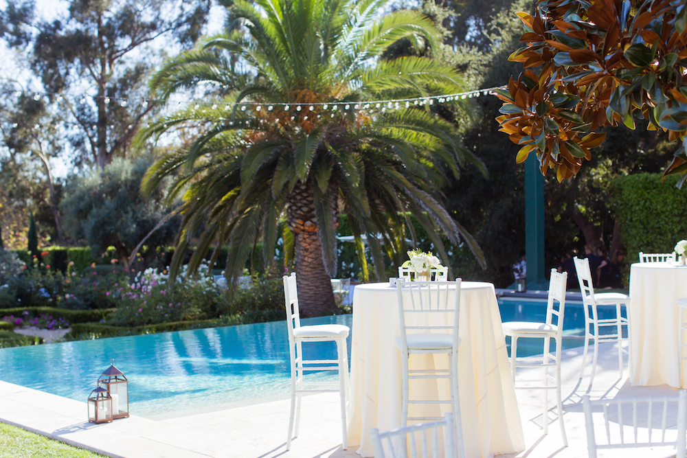 romantic-villa-wedding-decor