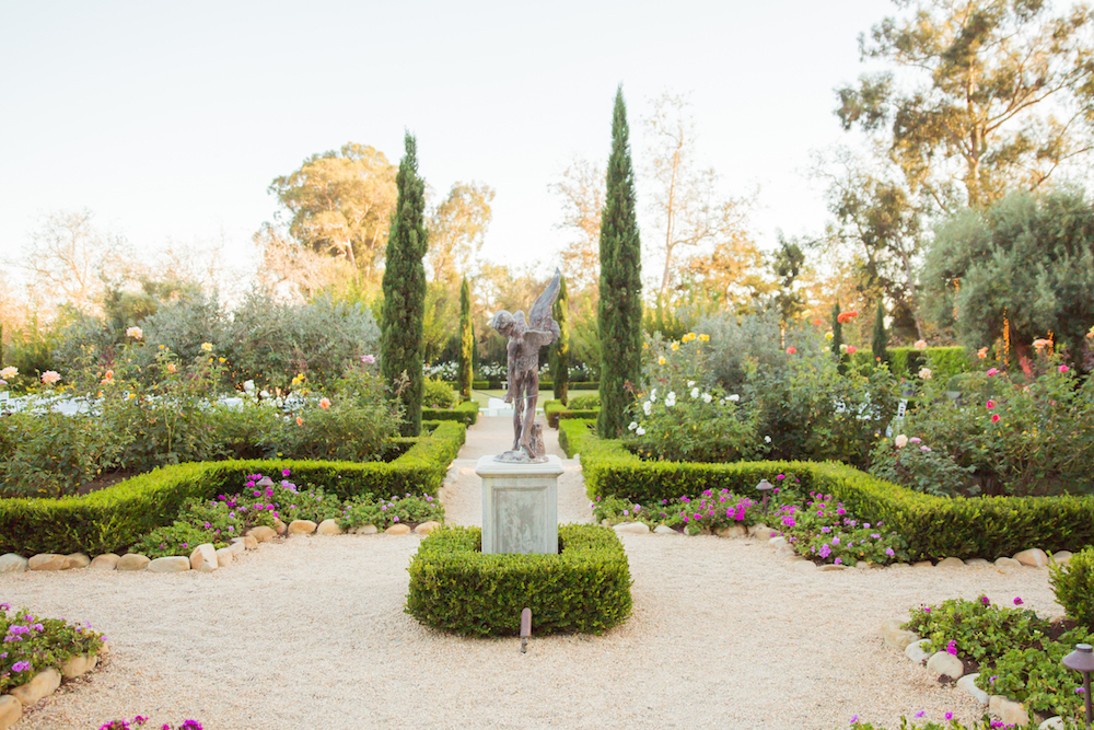 romantic-villa-wedding-inspiration