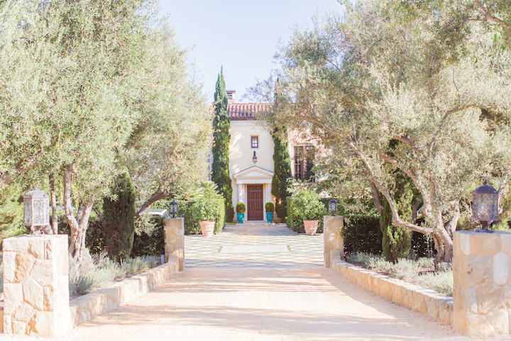 romantic-villa-wedding